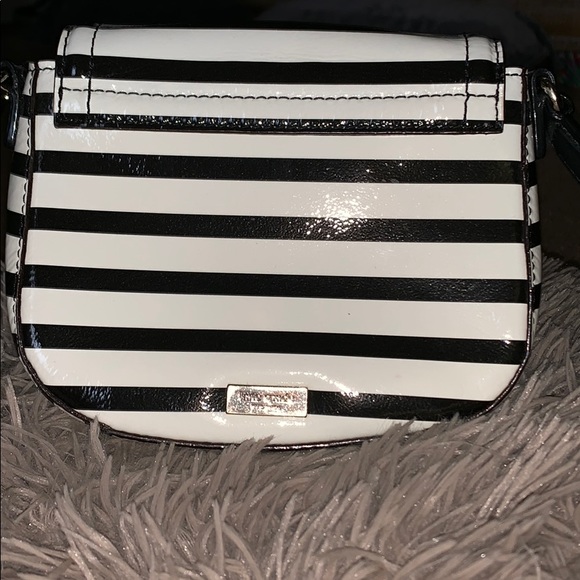 Kate spade crossbody - Picture 2 of 5